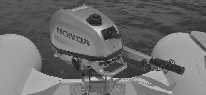 Gear Case Oil Change - Honda BF2D Outboard Motors
